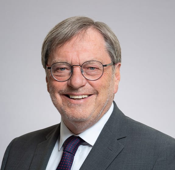 Robert Doughton