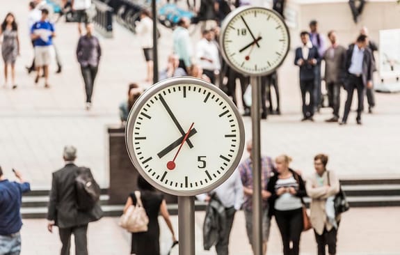 clocks at canary wharf