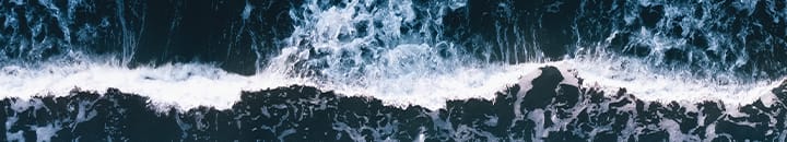 Sea tides breaking