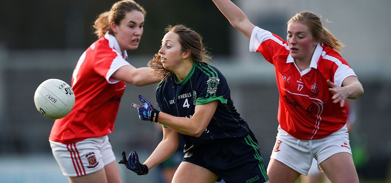 Women playing gaelic football