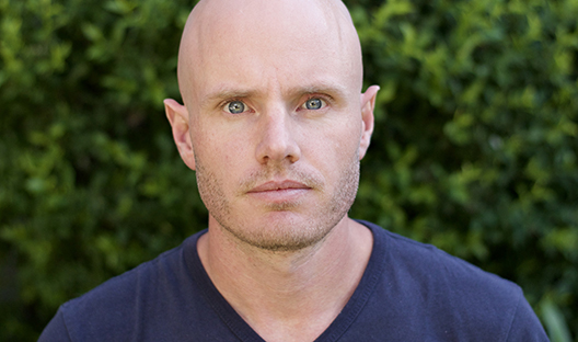 Warren Kelly freelance writer