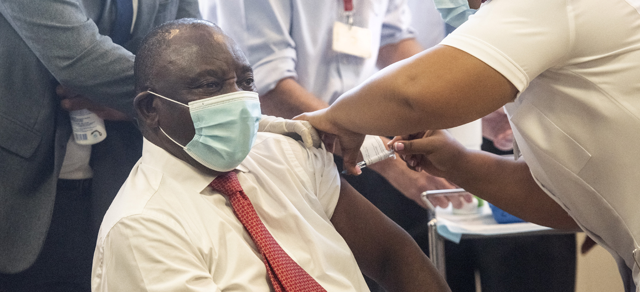 President Ramaphosa gets the Covid-19 vaccine