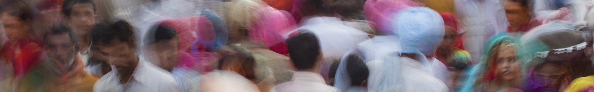 Crowded marketplace in India
