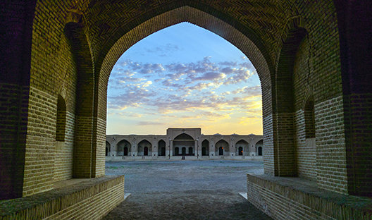 Deir Gachin Caravanserai, Iran