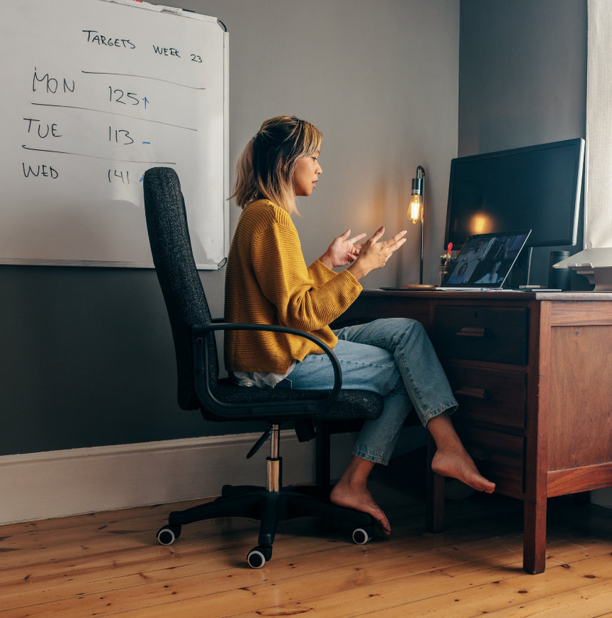 woman-working-on-laptop
