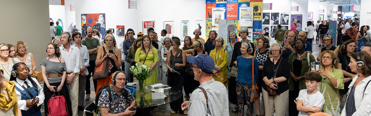 Sean O'Toole giving an art "walkabout"