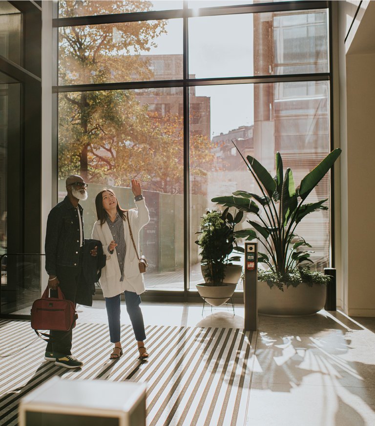 couple at an art gallery