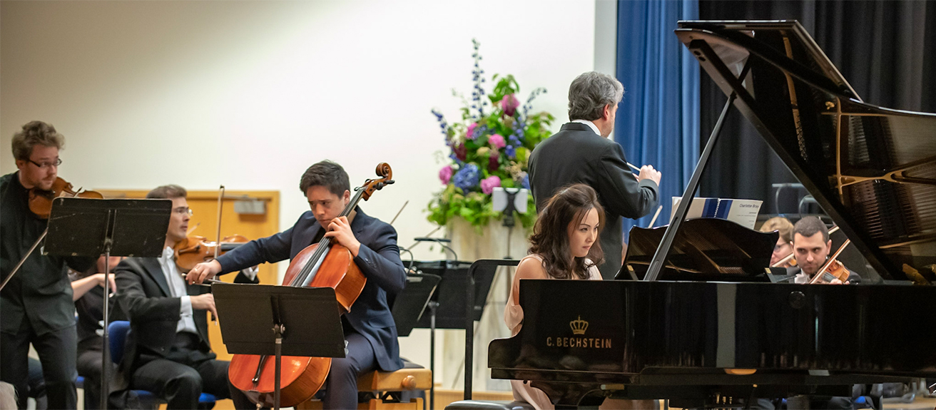 Sitkovetsky Trio, Pierre-André Valade, Philharmonia Orchestra