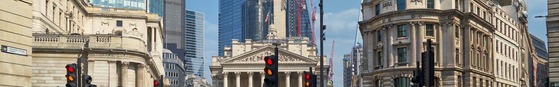 The bank of England building and financial district in background