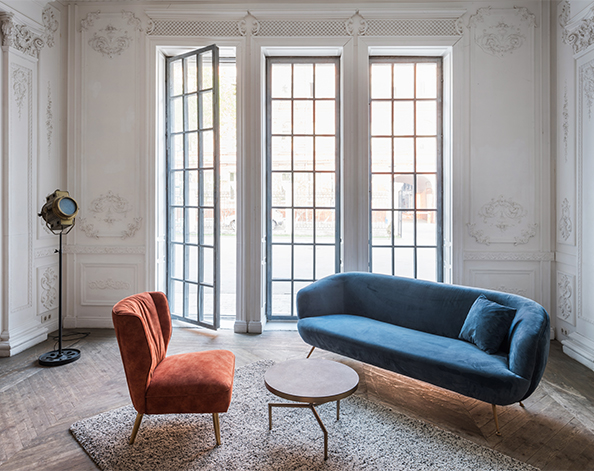 old period style building living room