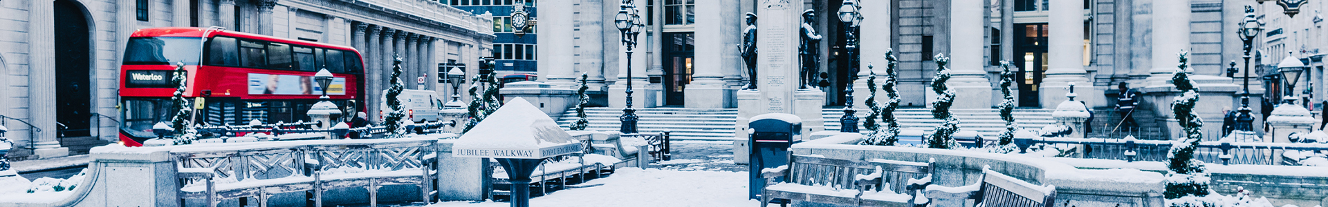 Snow outside of the bank of england building