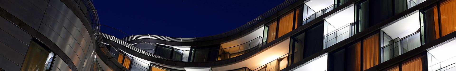 Curved residential building