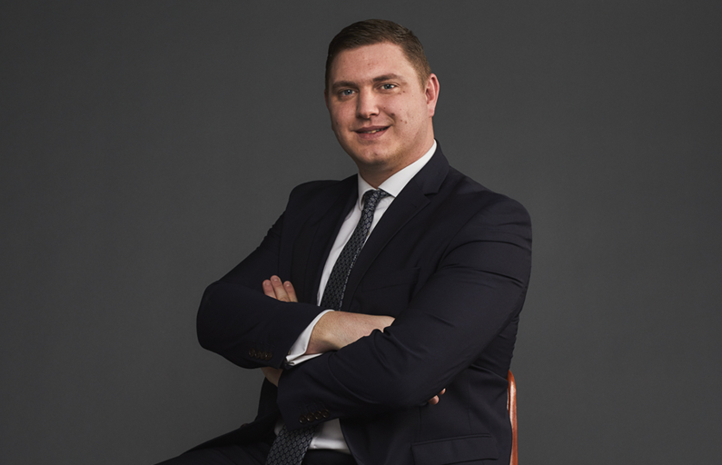 Dan Swift, Private Banker