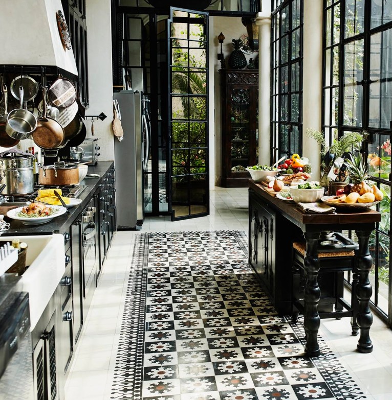 Image of a high end kitchen